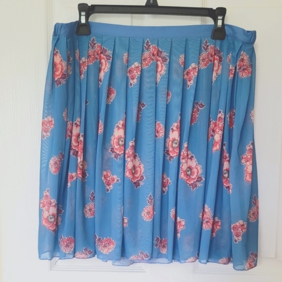 NEW Free People Florence Floral Mesh Pleated Mini Skirt & Crop Shirt 2-PC Set XL - Picture 4 of 6